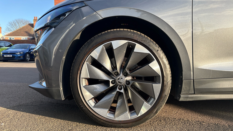 Skoda Enyaq 132kW 60 ecoSuite 62kWh 5dr Auto [120kW] Electric Estate